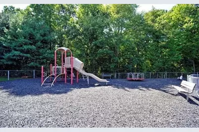 1077 Roseberry Court, Morganville, NJ 07751 - Photo 25