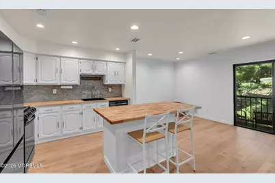 56 Inverness Court, Matawan, NJ 07747 - Photo 11