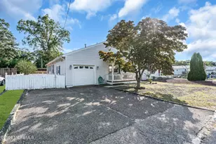 1905 Teakwood Rd, Toms River Township, NJ 08753 - Photo 5