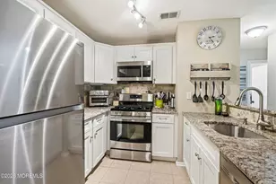 7 Dressage Ct, Tinton Falls, NJ 07753 - Photo 11