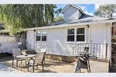 103 Seabreeze Way #2, Keansburg, NJ 07734 - Photo 1