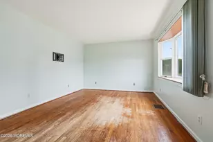 109 Willow Dr, Neptune Township, NJ 07753 - Photo 9