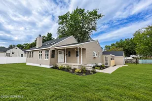 856 E Concourse, Aberdeen Township, NJ 07735 - Photo 1
