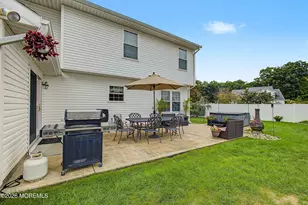27 Silverbrooke Cir, Howell Township, NJ 07731 - Photo 27