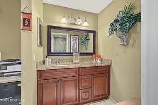 27 Silverbrooke Cir, Howell Township, NJ 07731 - Photo 21