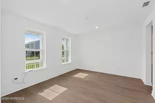 24 Tee Pl, Neptune Township, NJ 07753 - Photo 31