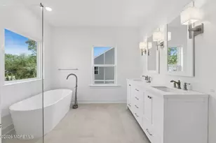 24 Tee Pl, Neptune Township, NJ 07753 - Photo 15
