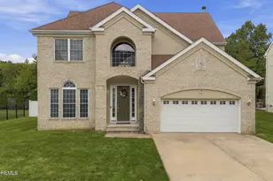 12 Arrowwood Ct, Howell Township, NJ 07731 - Photo 1