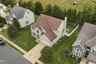 12 Arrowwood Ct, Howell Township, NJ 07731 - Photo 3