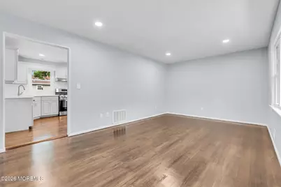 652 Berkeley Avenue, Beachwood, NJ 08722 - Photo 15
