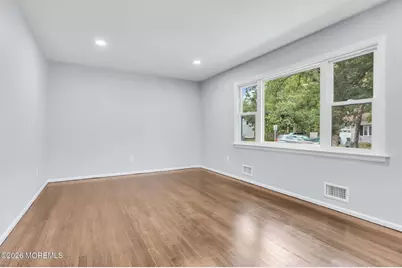 652 Berkeley Avenue, Beachwood, NJ 08722 - Photo 17