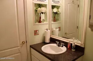 4 Summerlawn Dr, Lakewood, NJ 08701 - Photo 29