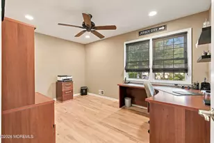 41 Hillyer Cir, Middletown, NJ 07748 - Photo 29