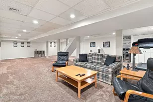 41 Hillyer Cir, Middletown, NJ 07748 - Photo 43