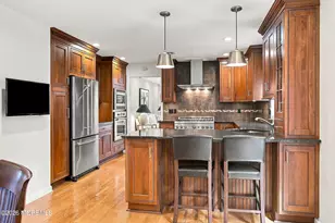 41 Hillyer Cir, Middletown, NJ 07748 - Photo 13