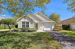 9 Skylark Ln, Lakewood, NJ 08701 - Photo 5