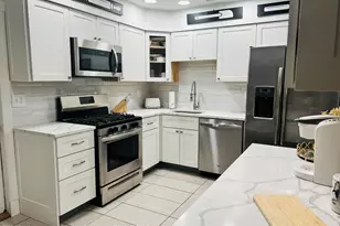14 Cooper Ct, Freehold, NJ 07728 - Photo 5