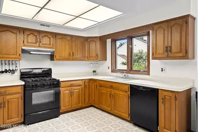 39 Brandywine Way, Middletown, NJ 07748 - Photo 19