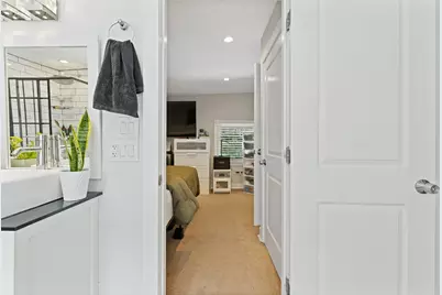 [Address not provided], Aberdeen Township, NJ 07721 - Photo 33
