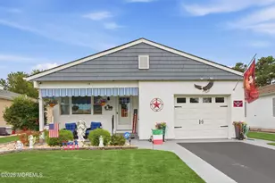 39 Chesterfield Ln, Toms River Township, NJ 08757 - Photo 1