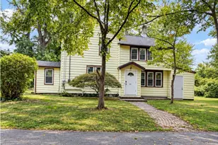 982 NJ-33, Freehold, NJ 07728 - Photo 3