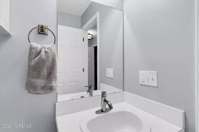 10 Topeka Court, Tinton Falls, NJ 07712 - Photo 19