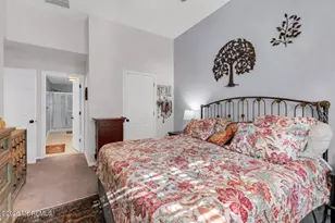 10 Topeka Ct, Tinton Falls, NJ 07712 - Photo 13