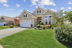 487 Huntington Dr, Jackson, NJ 08527 - Photo 3