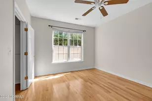 313 Sophee Ln, Lakewood, NJ 08701 - Photo 9
