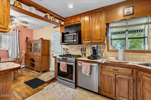910 Interlaken Ave, Ocean Twp, NJ 07712 - Photo 11