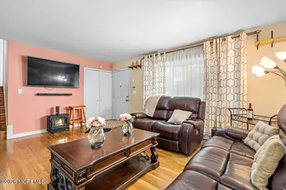 910 Interlaken Avenue, Ocean, NJ 07712 - Photo 5