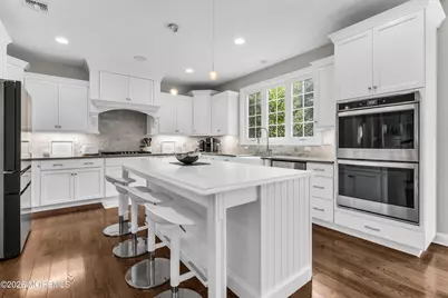 4 Captiva Lane, Morganville, NJ 07751 - Photo 9