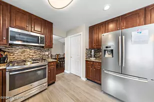 21 Schoolhouse Ln, Lakewood, NJ 08701 - Photo 19