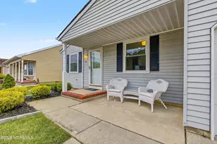 28 Prince Charles Dr, Toms River Township, NJ 08757 - Photo 19