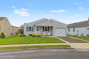 28 Prince Charles Dr, Toms River Township, NJ 08757 - Photo 1
