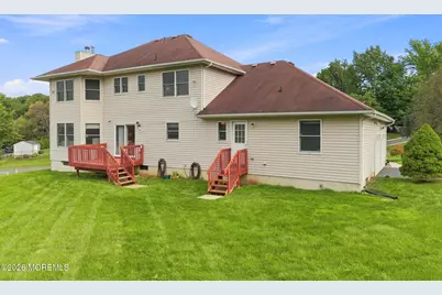 1 Launcelot Lane, Jamesburg, NJ 08831 - Photo 33