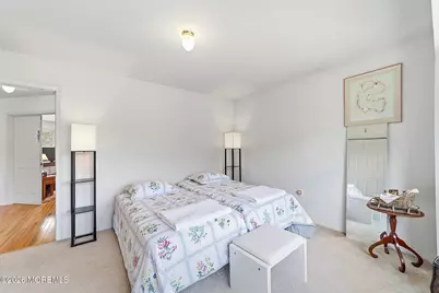 1 Launcelot Lane, Jamesburg, NJ 08831 - Photo 17