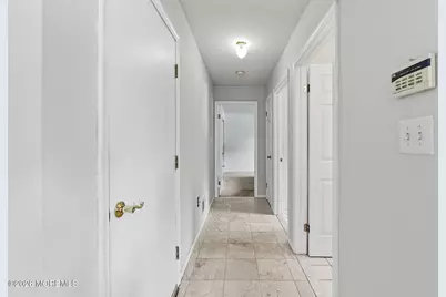 1 Launcelot Lane, Jamesburg, NJ 08831 - Photo 15