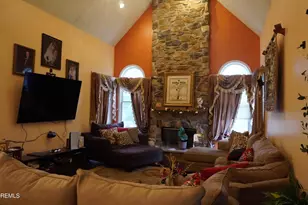 315 Peter Forman Dr, Freehold, NJ 07728 - Photo 5