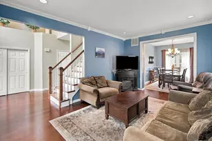28 Violet Cir, Howell Township, NJ 07731 - Photo 7