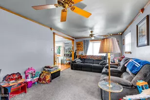 1416 Jeffrey St, Lakewood, NJ 08701 - Photo 9