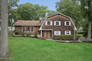 7 Sandspring Dr, Eatontown, NJ 07724 - Photo 1