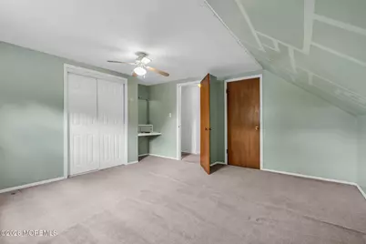 341 Middle Road, Hazlet Township, NJ 07730 - Photo 21