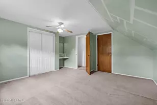 341 Middle Rd, Hazlet Township, NJ 07730 - Photo 21