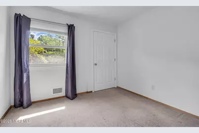341 Middle Road, Hazlet Township, NJ 07730 - Photo 13