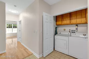 313 Sophee Ln, Lakewood, NJ 08701 - Photo 15