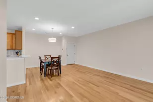 313 Sophee Ln, Lakewood, NJ 08701 - Photo 7