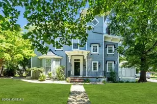 27 Spring St, Freehold, NJ 07728 - Photo 1