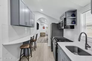 337 Shoreland Cir, Laurence Harbor, NJ 08879 - Photo 9