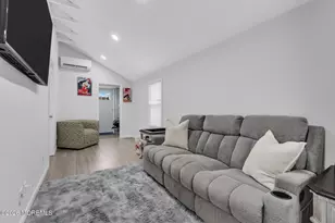 337 Shoreland Cir, Laurence Harbor, NJ 08879 - Photo 9